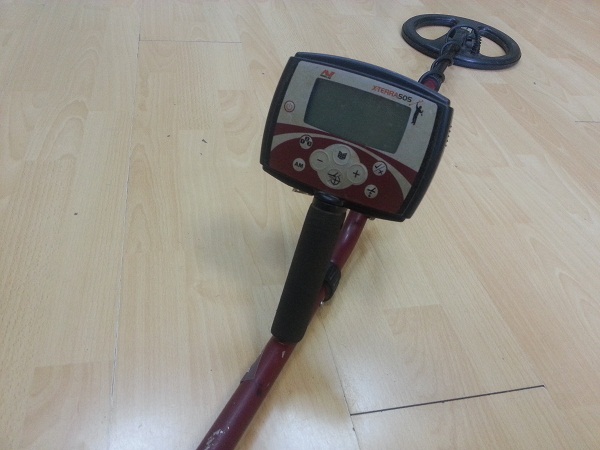 Б/у металлоискатель minelab x-terra 505.